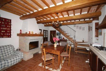 Agriturismo Ombianco Seggiano Buitenkant foto